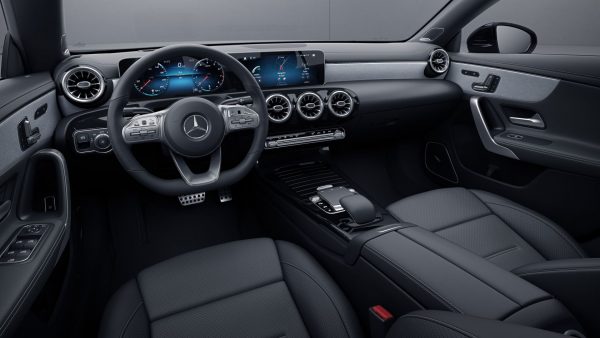 Защитное стекло Mercedes-Benz CLA