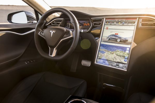 Защитное стекло Tesla Model S